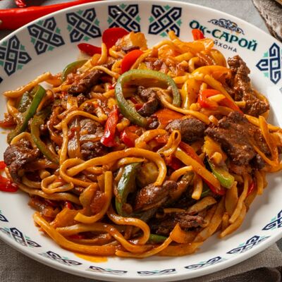 Уйгурский жареный лагман в Ок-сарой по цене 590 ₽