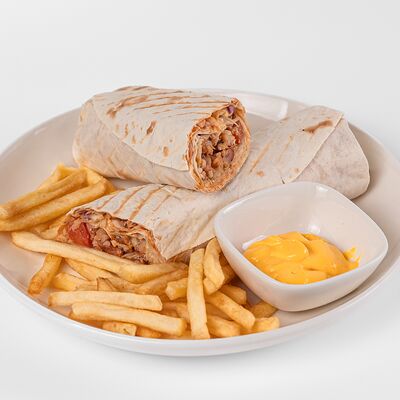 Донер с фри из курицы в ТРИ КАЗАНА по цене 590 ₽