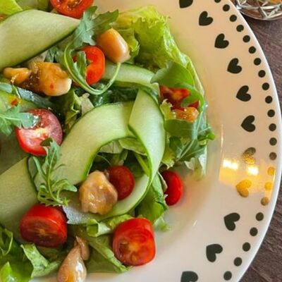 Теплый салат с курицей в KOOK по цене 860 ₽