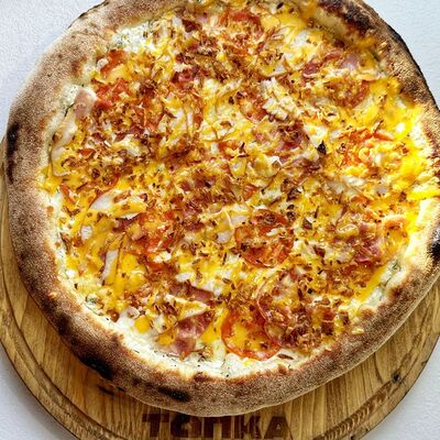 Новинка Пармеджано 30 см .в ТОПКА Пицца на дровах по цене 1115 ₽