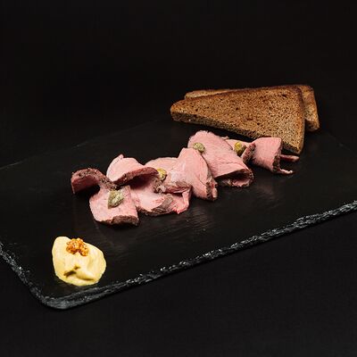 Ростбиф маринованный в Harats Pub по цене 828 ₽