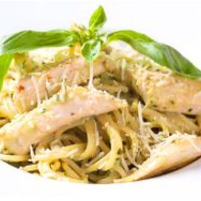 Спагетти с куриной грудкой в Сыто Пьяно по цене 535 ₽