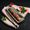 Горячий ролл с форелью в Uchu Sushi Yaki по цене 509