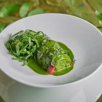 Обожженные овощи с соусом из трав в Turandot