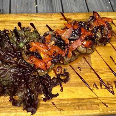 Говяжья вырезка на гриле в Старый Город по цене 947 ₽