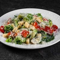 Цезарь с пряной форелью в Добрый Мерлин