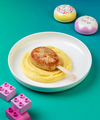 Куриное эскимо с картофельным пюре в VASILCHUKI Chaihona №1 по цене 500 ₽