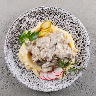 Бефстроганов в Мангал по цене 455 ₽