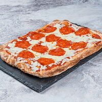 Пицца Салями в Studio 46