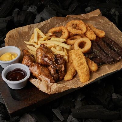 Комбо горячих закусок М в Гвозди по цене 1480 ₽