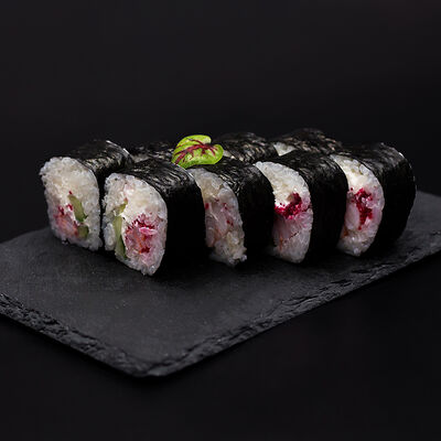 Эби маки ролл (арг) в MARU по цене 340 ₽