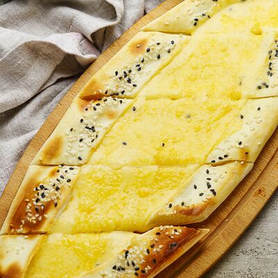 Пиде с сыром в Галата по цене 790 ₽