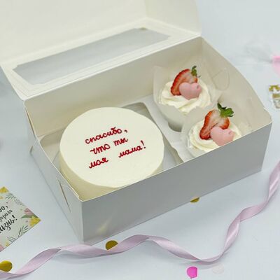 Бенто-торт и капкейки Спасибо маме (набор) в Cosmo Сakery по цене 3990 ₽