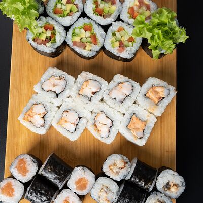 Сет №1 в Сакура по цене 1610 ₽