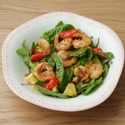 Салат с креветками, манговый айоли в Salt по цене 790 ₽