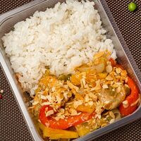 Курица с рисом по-тайски в Европа