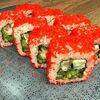 Калифорния с угрем в Sushi town по цене 440