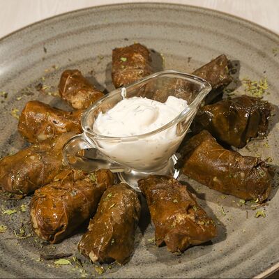 Долма в Троя по цене 670 ₽