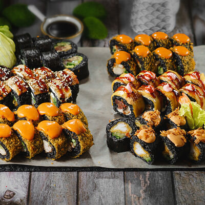 Сет Black в Inyan по цене 2488 ₽