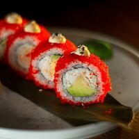 Настоящая калифорния с крабом и авокадо в More More