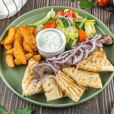 Сувлаки Греческий говяжий в Солянка Крафт Бар по цене 1067 ₽