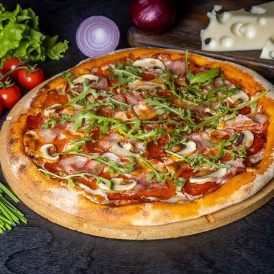 Мясная в Марко пицца по цене 1100 ₽