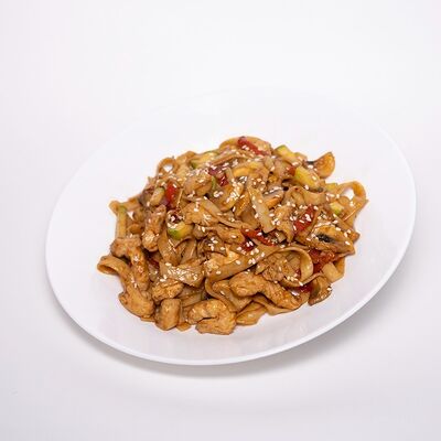 Вок с курицей в Пара палок по цене 460 ₽