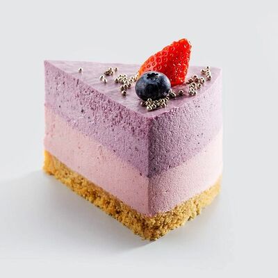 Торт чернично-малиновый в Кэрри по цене 350