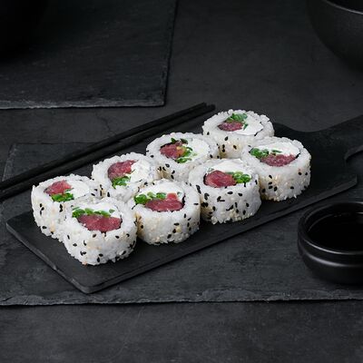 Классик тунец в Sushi Aura по цене 649 ₽