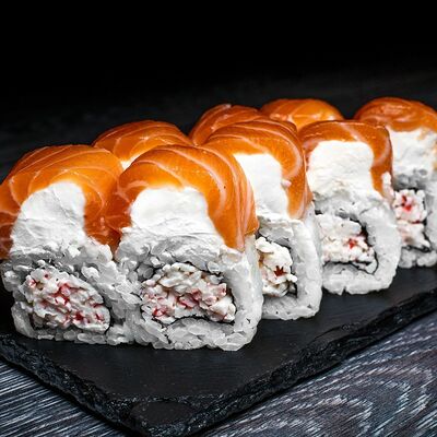 Philadelphia Double roll под моцареллой в Sushi Shop Company по цене 519 ₽