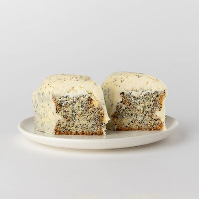 Маковый кекс кусочек в Неспешник по цене 570 ₽