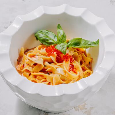 Феттуччине с лососем в Casa di panna по цене 600 ₽