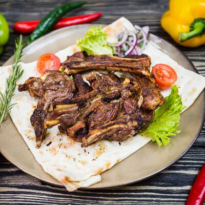 Каре барашка от Шефа в Шеф рекомендует шашлыки по цене 1193 ₽