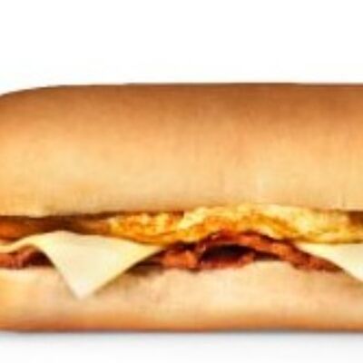 Саб Завтрак с омлетом и сочным беконом в Subway по цене 379 ₽