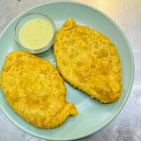Хушуур с мясом (2 шт.) в Чинтамани