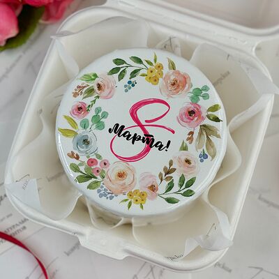 Бенто-торт 8 марта с цветочками в Tort4u по цене 1590 ₽