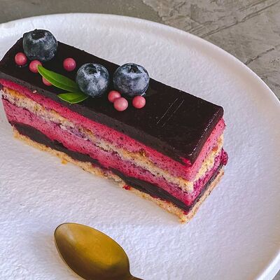 Пирожное Лесные ягоды в Tortterry по цене 280