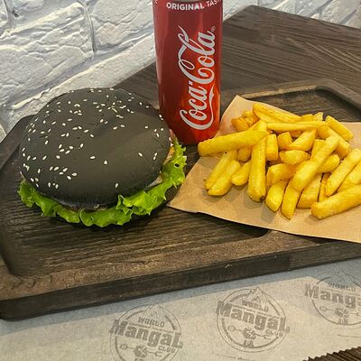 Mangal Комбо Burger Black Classicв WORLD MANGAL CLUB по цене 885 ₽