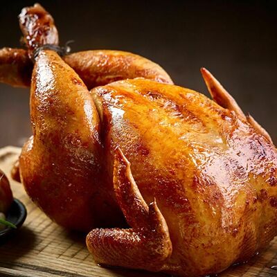 Курица гриль с овощами и соусом в Гастроарт по цене 1290 ₽