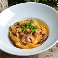 Паппарделле с говядиной и лисичками в Trattoria La Trenta