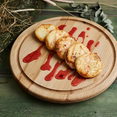 Сырники с малиновым топпингом в Кафе Элена по цене 499 ₽