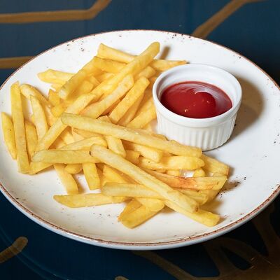Картофель фри в Dolce Vita по цене 240 ₽