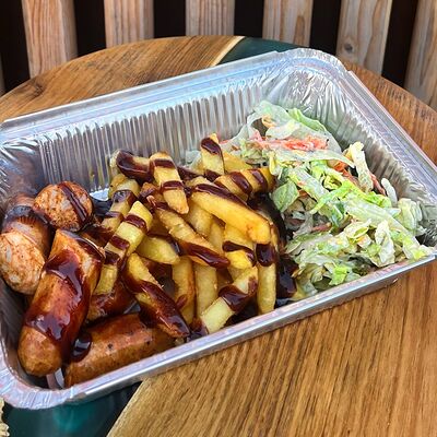 С колбаскамив Umami по цене 510 ₽