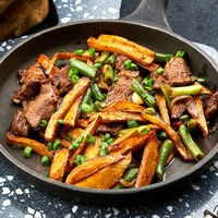 Говяжья вырезка с картофелем и стручковой фасолью в Mojo