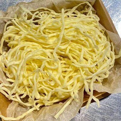 Сыр сливочный паутинкой в BEERFOLIO по цене 170 ₽