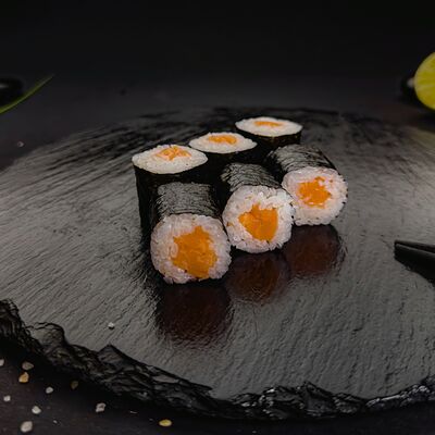 Ролл Сяке маки 6 шт в Ёжкин ролл по цене 289 ₽