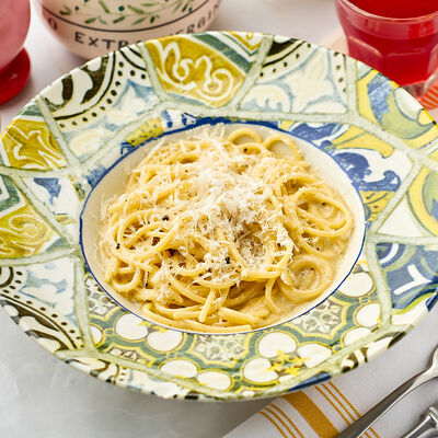 Спагетти Качо э пепе в Osteria Dolce по цене 1100 ₽