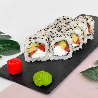 Роллы Аляска в Pokemania по цене 919 ₽