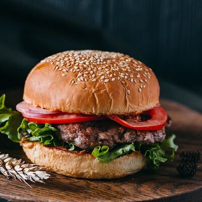 Гамбургер Классика жанра в Досытаевский по цене 390 ₽