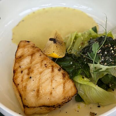 Эсколар на гриле с соусом берблан в Pellegrino по цене 1125 ₽